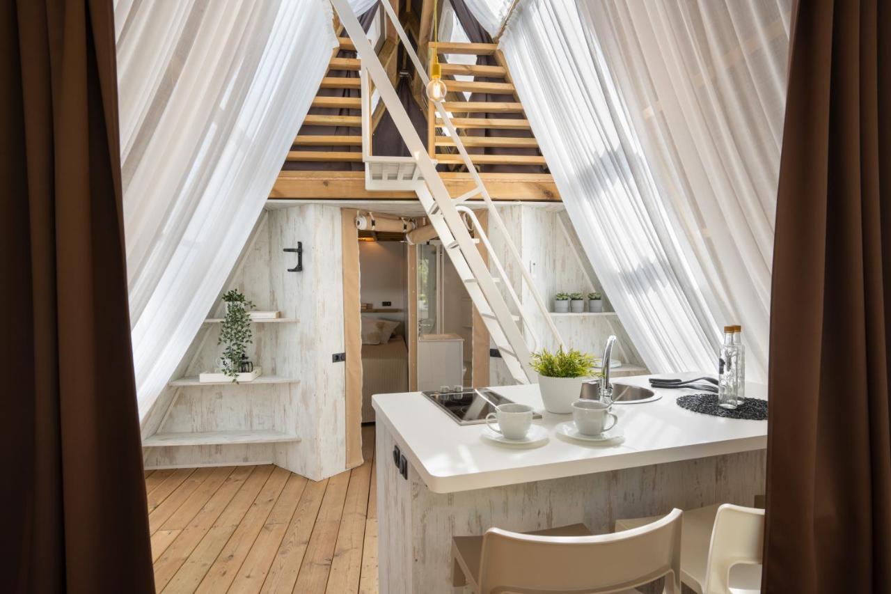 Tent Luxury Lodge